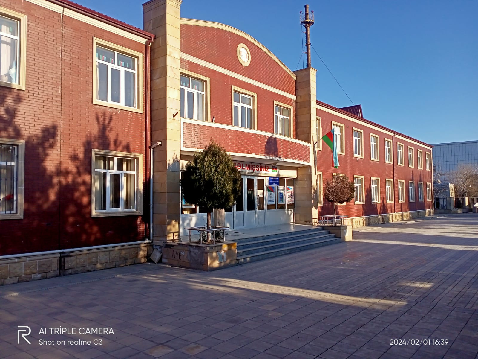 Siyəzən şəhər Ş. İsmayılov adına 3 nömrəli tam orta məktəb