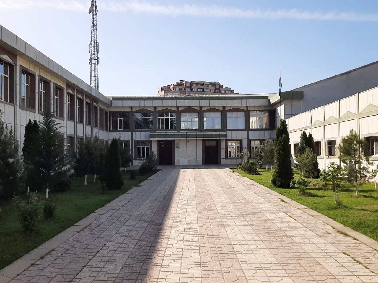 Xaçmaz şəhəri Mehman Babayev adına 1 nömrəli tam orta məktəb