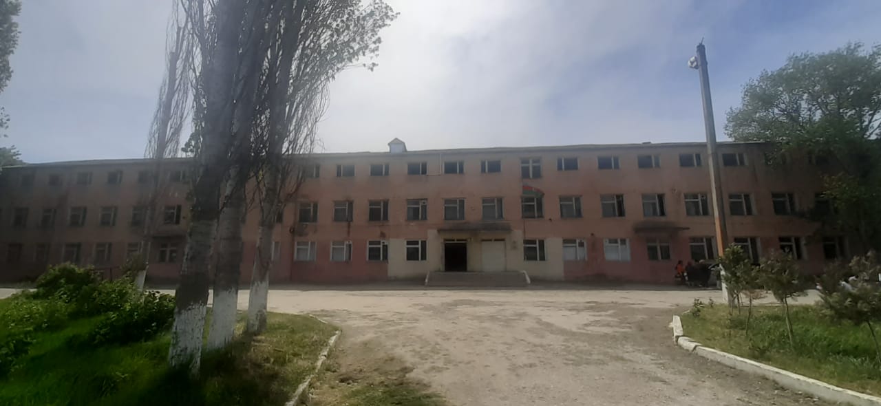 Xaçmaz rayonu Çarxı kənd Gülümbala Rəsulov adına tam orta məktəb