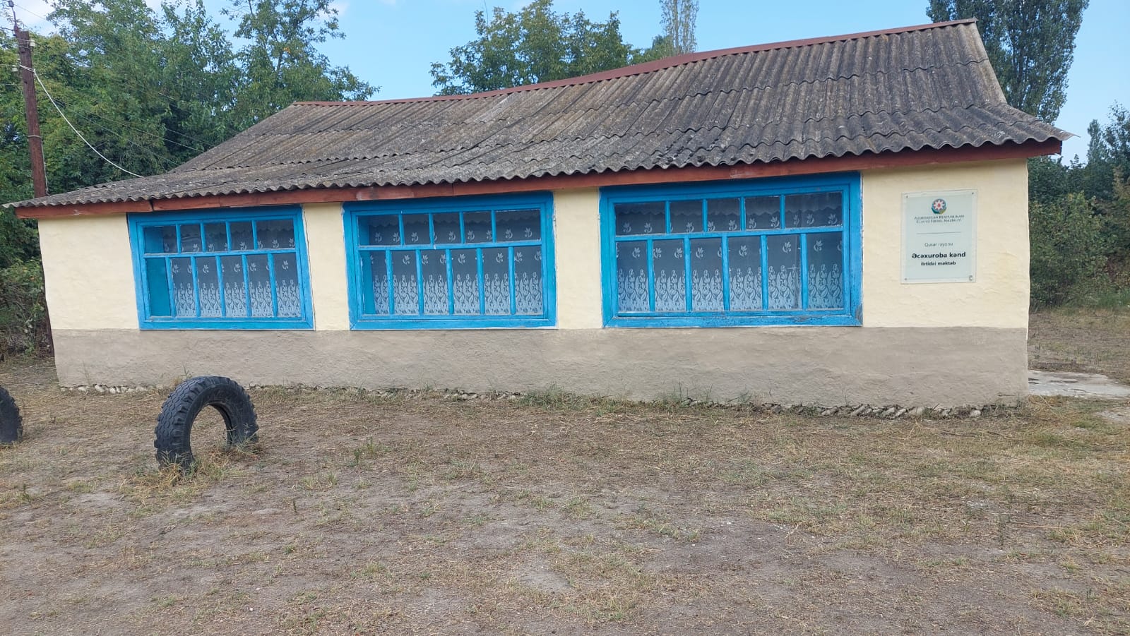 Qusar rayon Əcəxuroba kənd ibtidai məktəb