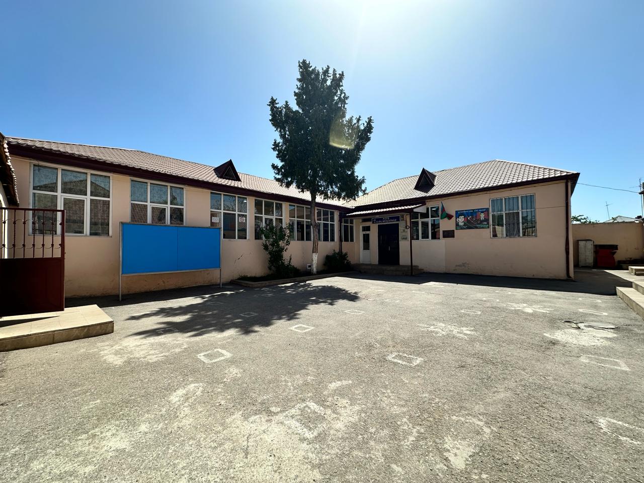 Quba şəhər Tələt Mikayılov adına 5 nömrəli tam orta məktəb