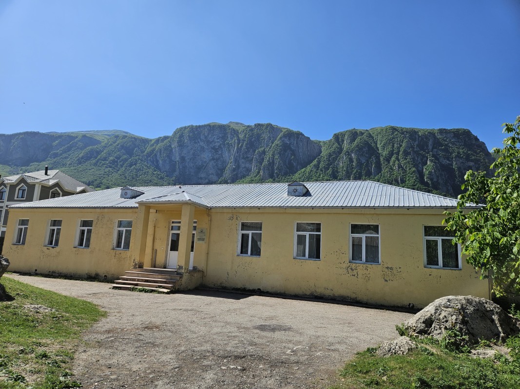 Quba rayonu Qrızdəhnə kənd ümumi orta məktəb