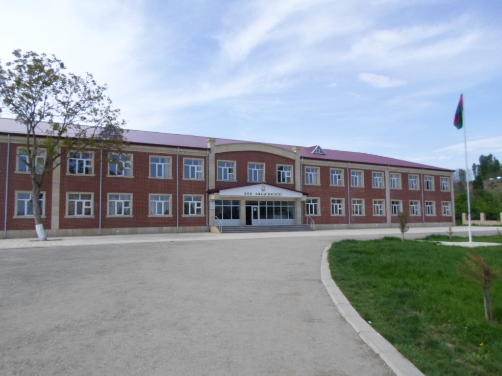 Qusar rayon Gədəzeyxur kənd tam orta məktəb