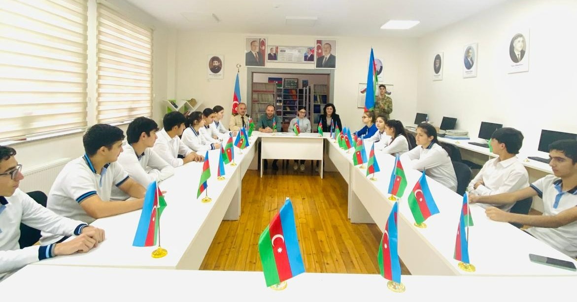 Ümumi təhsil müəssisələrində təbdirlər təşkil edilmişdir.