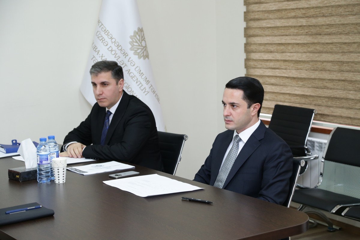 Quba-Xaçmaz Regional Təhsil İdarəsinin müdiri Coşqun Əliyev vətəndaşları qəbul etmişdir.