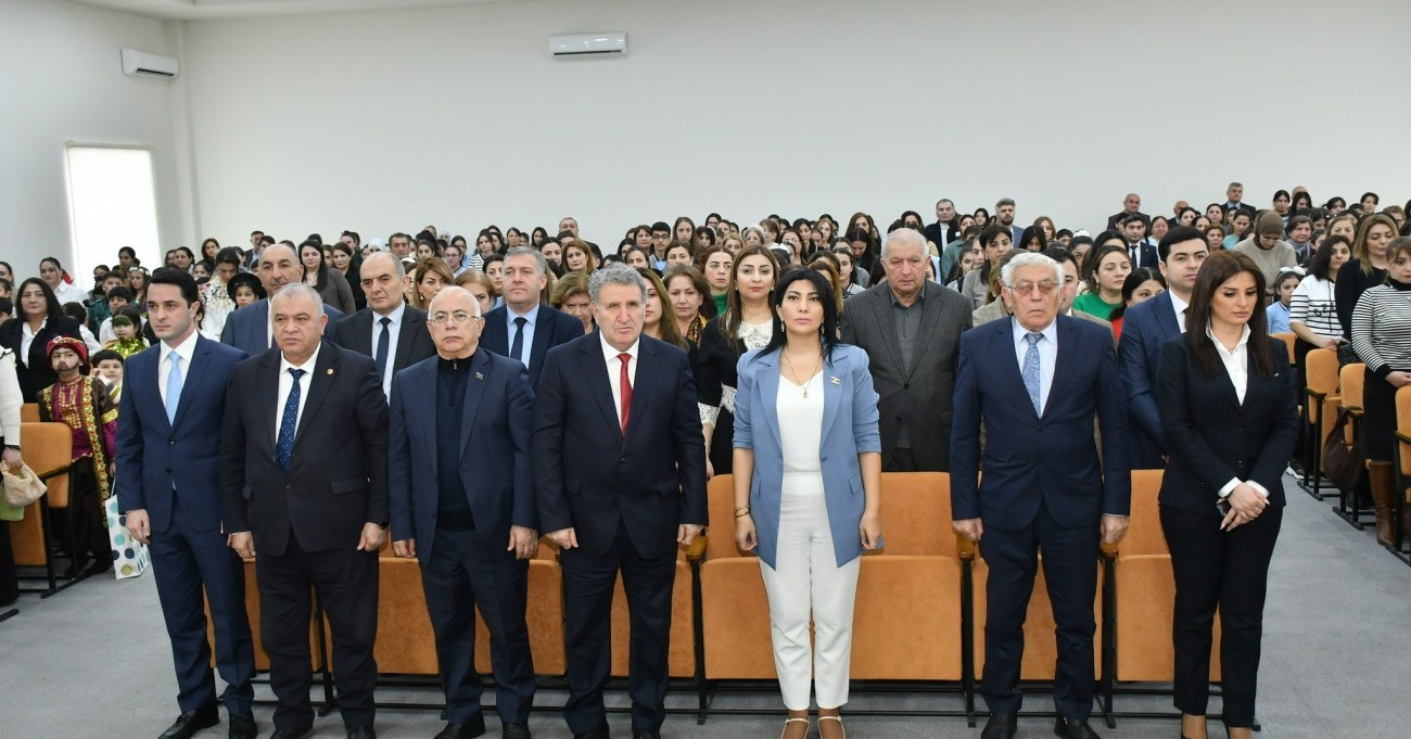 "Məktəb, elm və ədəbiyyat" mövzusunda tədbir keçirildi