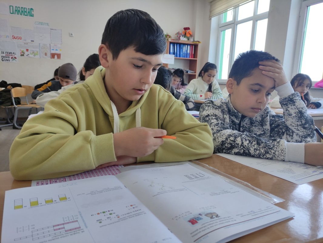 Lütfi Zadə adına riyaziyyat-məntiq olimpiadası və Məktəblilərarası fənn müsabiqələrinin rayon (şəhər) mərhələsi keçirilib.