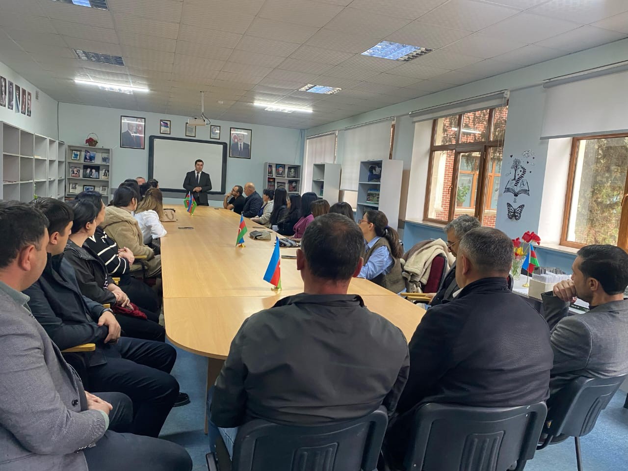 Təhsilverənlərin sertifikatlaşdırması ilə bağlı görüşlər keçirilib