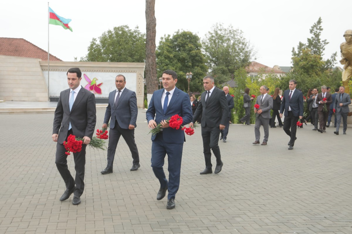 Şəhidlər xiyabanı ziyarət edildi