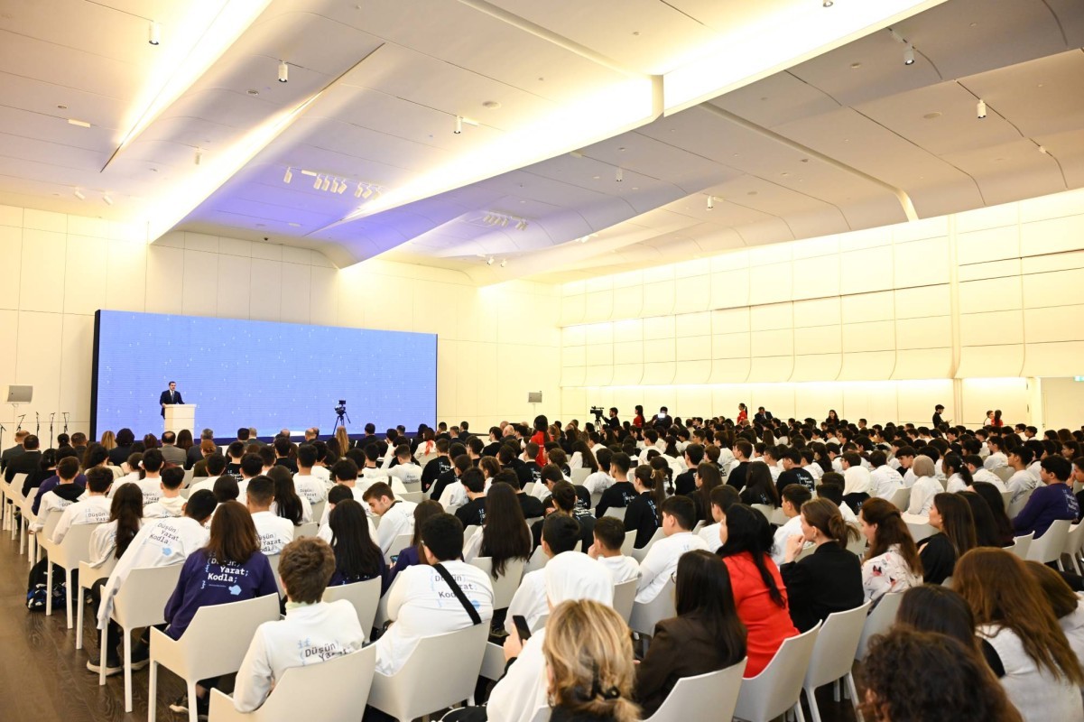 Mükafatlandırma mərasimi baş tutub.