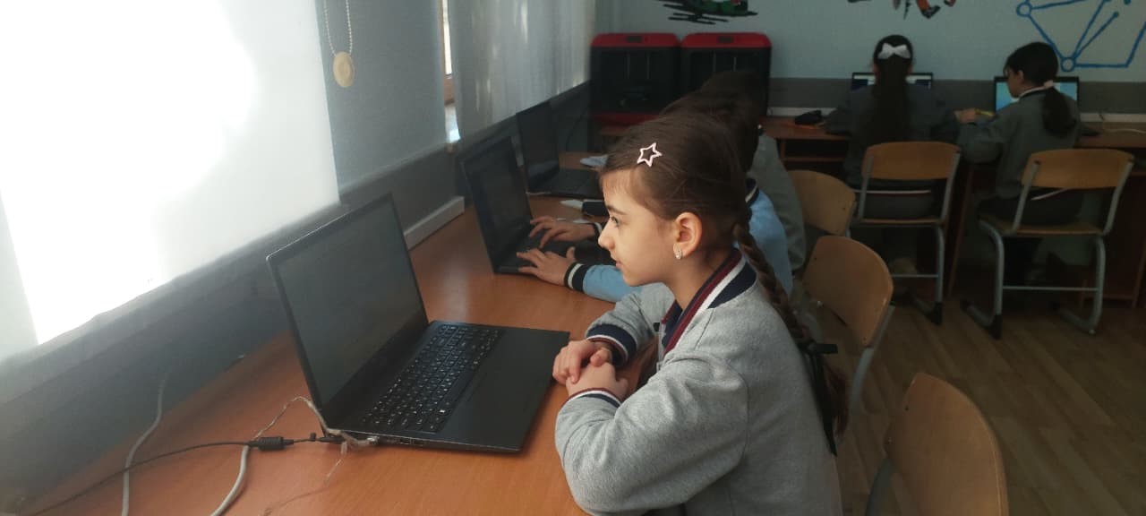 Böyük summativ qiymətləndirmələr rəqəmsal formada keçirilir