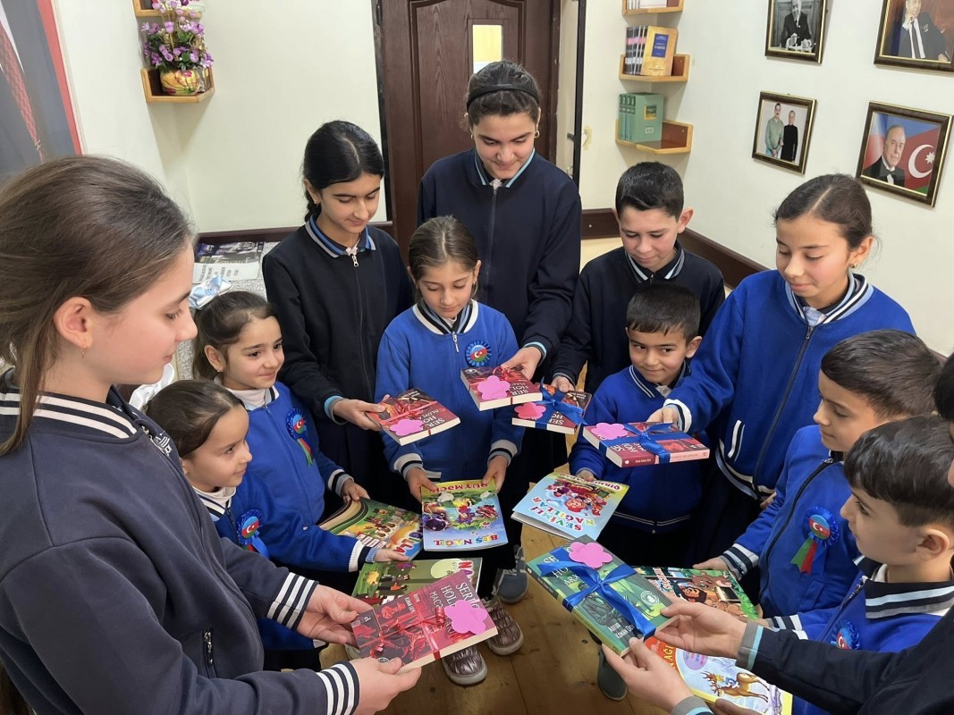 Beynəlxalq Kitab Bağışlama Günü ilə bağlı tədbirlər keçirildi